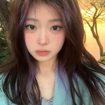 顶楼左边那栋房子